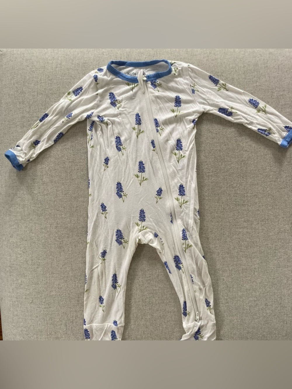 Kyte Baby 12-18m Zippered Sleep Romper in Periwinkle Bluebonnet